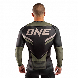 Рашгард Venum ONE FC Impact L/S Black/Dark Camo 1
