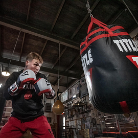 Боксерский мешок Title Boxing Extra Wide Black 2