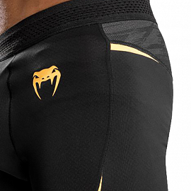 Компрессионные шорты Venum Tempest 2.0 Black/Gold 4
